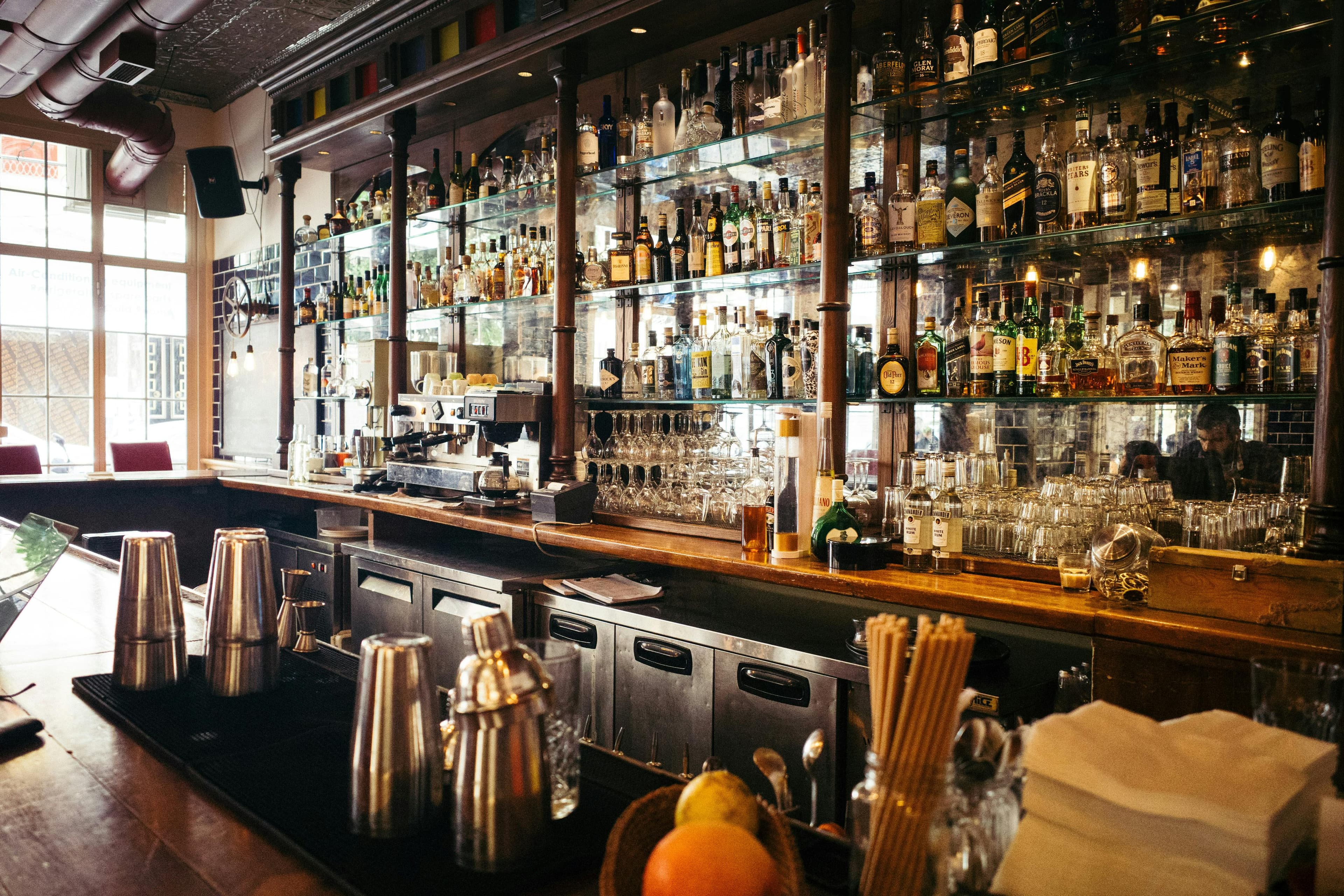 Restaurants with Liquor